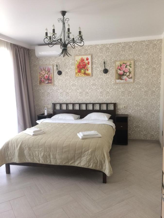 Guest House Гости 피준다 외부 사진