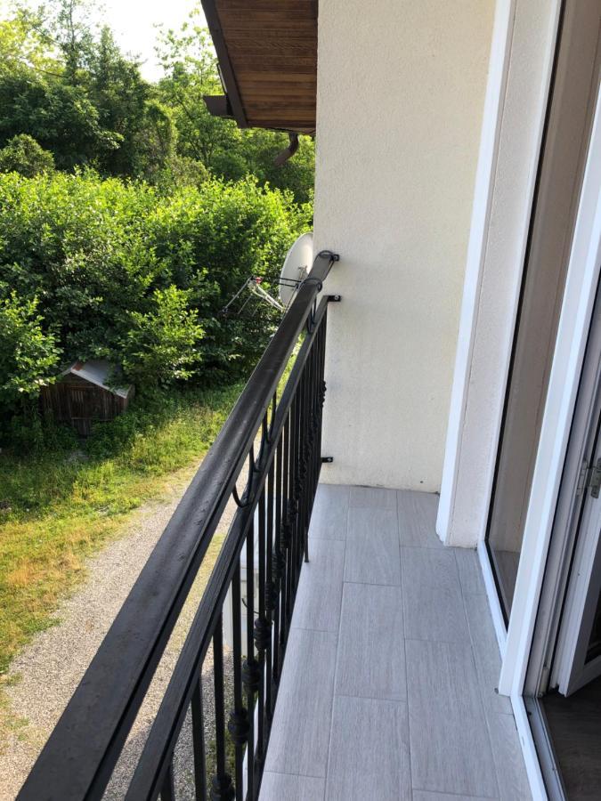 Guest House Гости 피준다 외부 사진