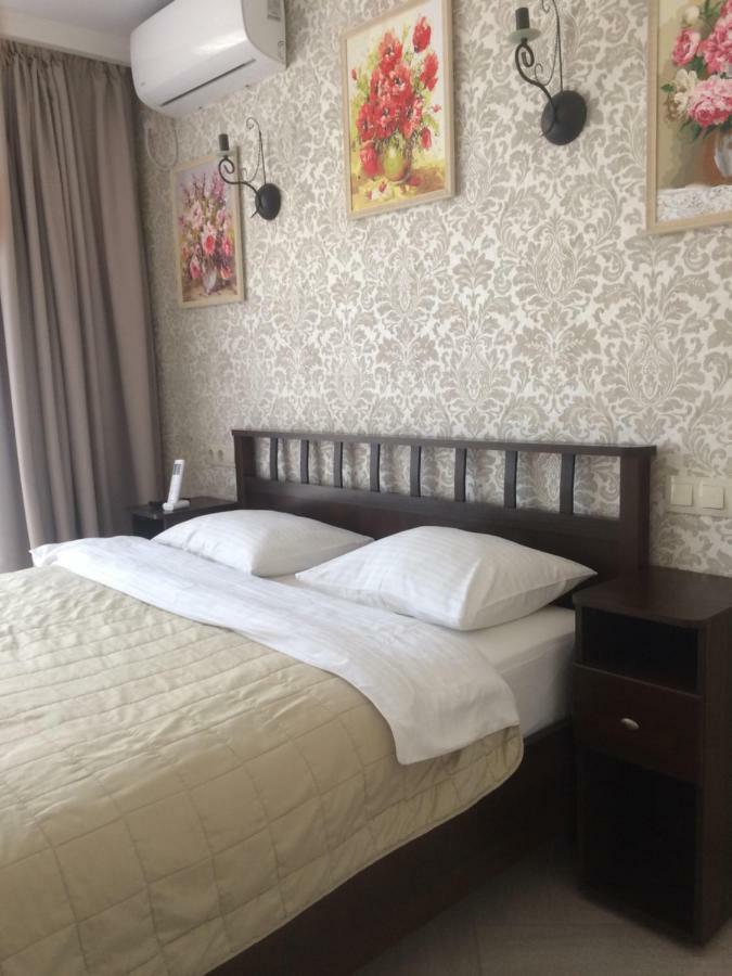 Guest House Гости 피준다 외부 사진
